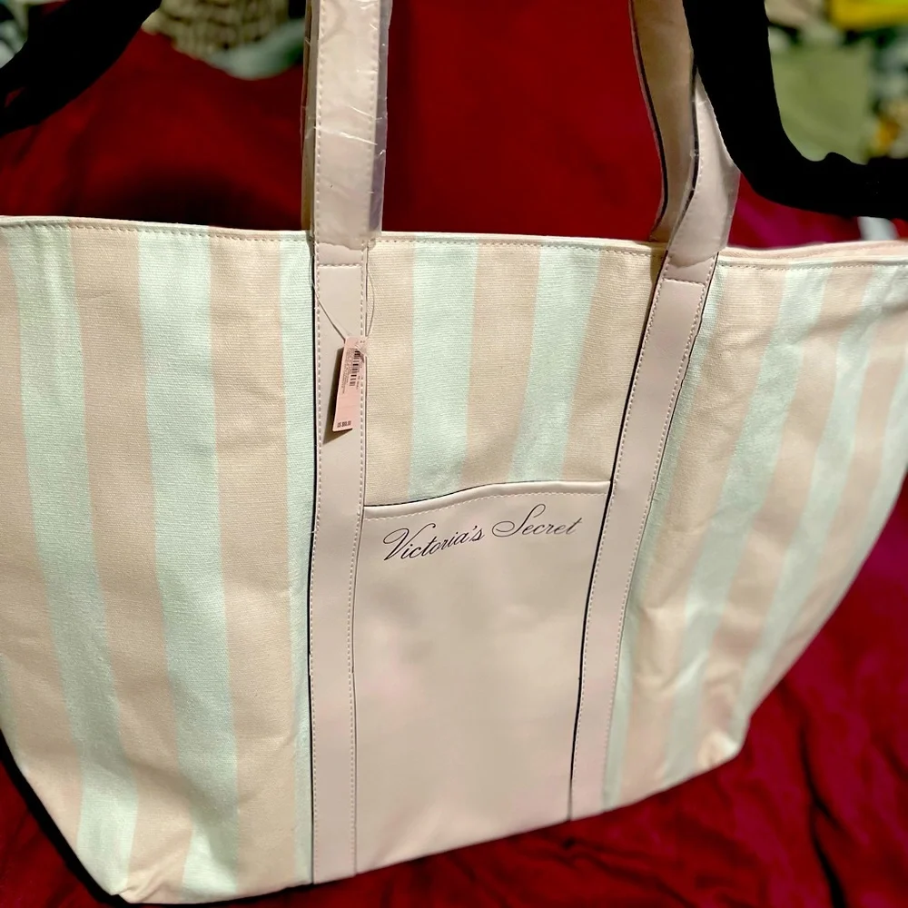 Victoria’s Secret XL Tote Bag - Picture 1 of 5